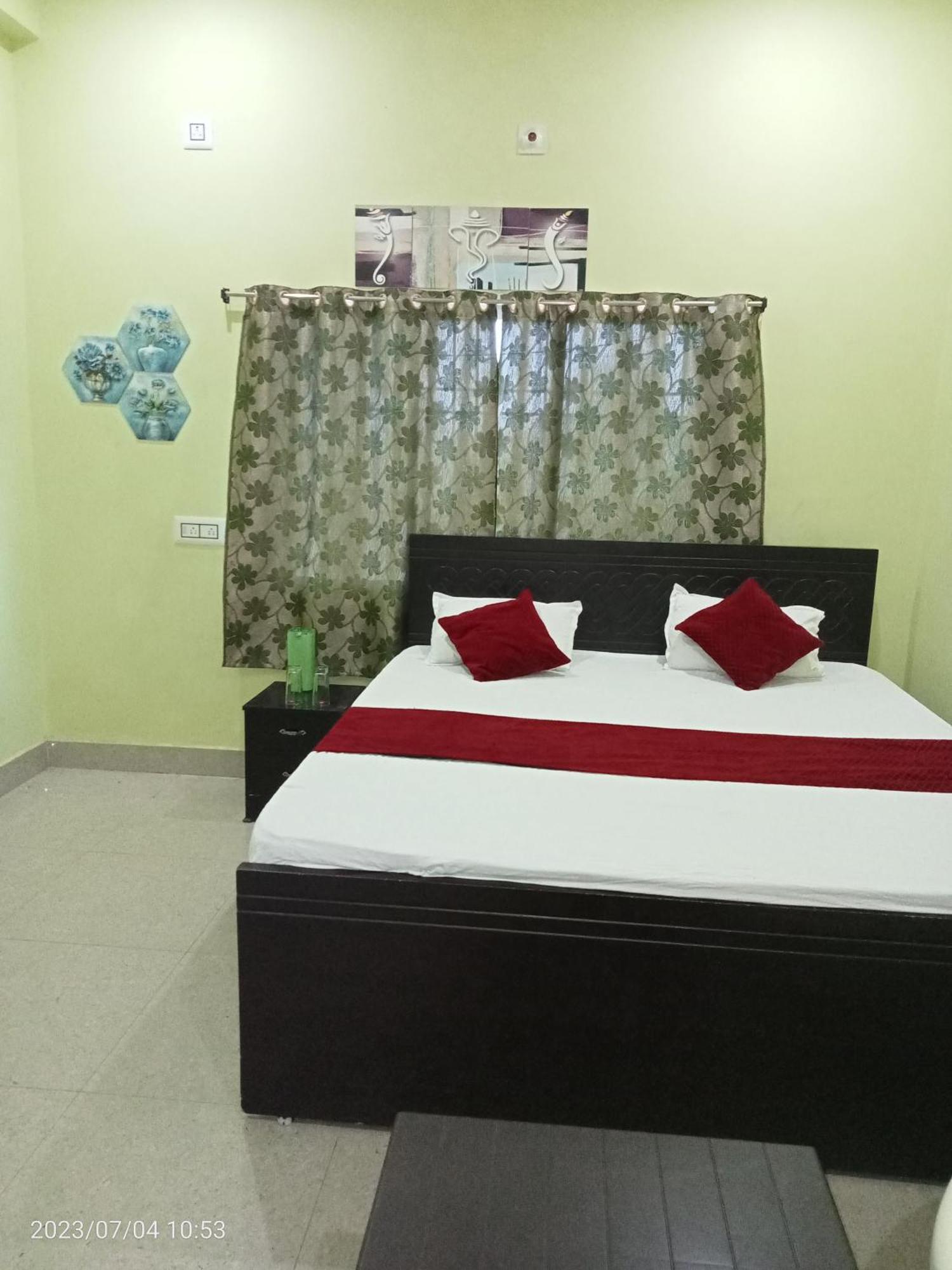 Hotel Narayani Rājgīr Quarto foto